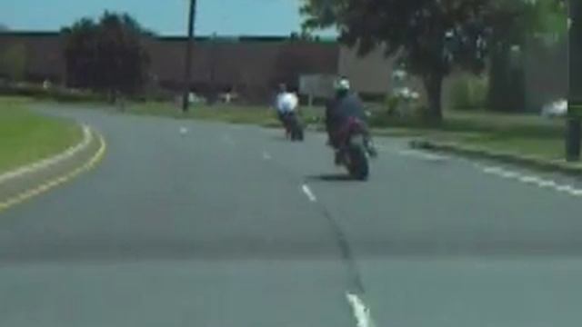 Mike and Jay 2008 Suzuki GSX-R 2004 and Honda 600 RR смотреть онлайн