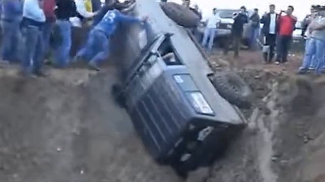 Nissan Patrol так хотелось, но не смог. смотреть онлайн