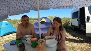 Отдых на Чёрном море с палаткой дикарями день первый. Крым Вязовая роща август 2023г