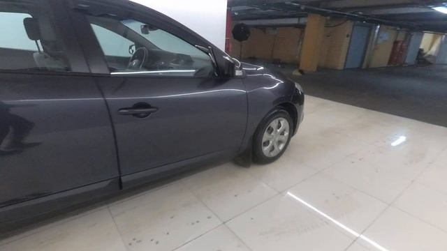 Renault Megane III 1.5 MT (90 л.с.) 2010 смотреть онлайн