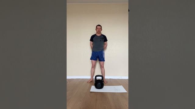 Кубковые приседания(Гоблет-приседания) с гирей. Разбор техники выполнения упражнения смотреть онлайн