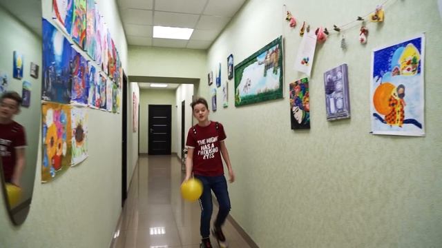 МАША ВЕДЁТ СЕБЯ КАК ПАЦАН!!! смотреть онлайн