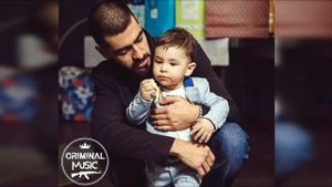 Мияги посвещает песню своему трагически погибшему сыну.СИЛЬНО?