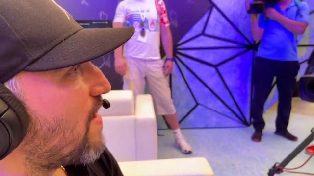 Таф гай не шарит, кто такой таф гай ? Легенда хоккея Овечкин затупил ? Бустер против Овечкина смотреть онлайн