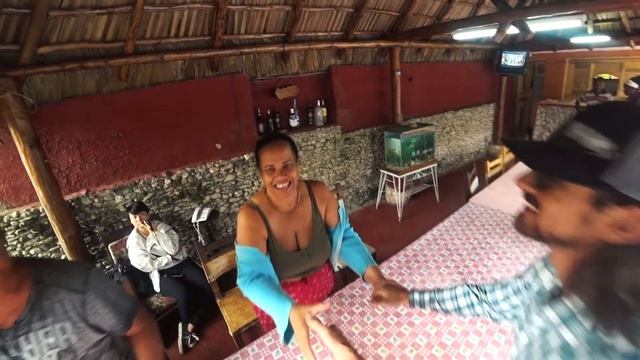 Touring Western Cuba by Bicycle-Viñales is Stunning! смотреть онлайн