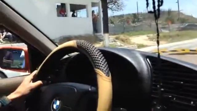 Bmw E36 328is vs Toyota Glanza Turbo