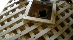 детский домик из дерева,children's house made of wood