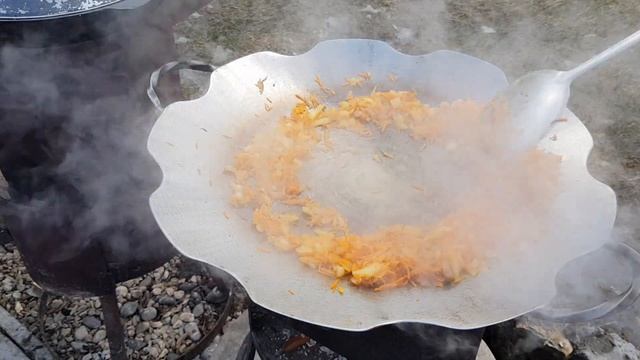 Почему я раньше не готовил ГОРОХОВЫЙ СУП в казане. смотреть онлайн