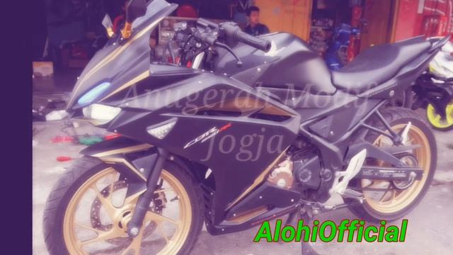 HONDA CB150R bodi kostum250r смотреть онлайн