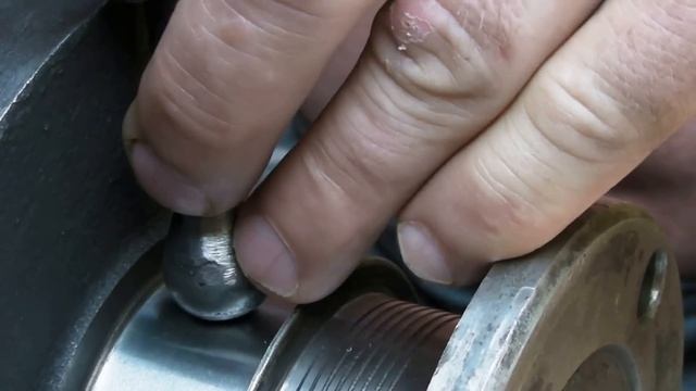 Как завальцевать маслянные каналы коленвала смотреть онлайн