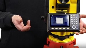 Установка станции в тахеометре South N40 Android.