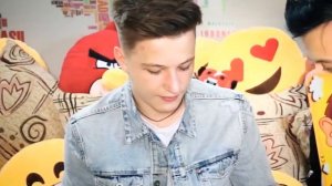 ИВАНГАЙ И ЯНГО ПИРОГ В ЛИЦО! EeOneGuy channel новое видео ивангая Ивангай и Марьяна Ро канал