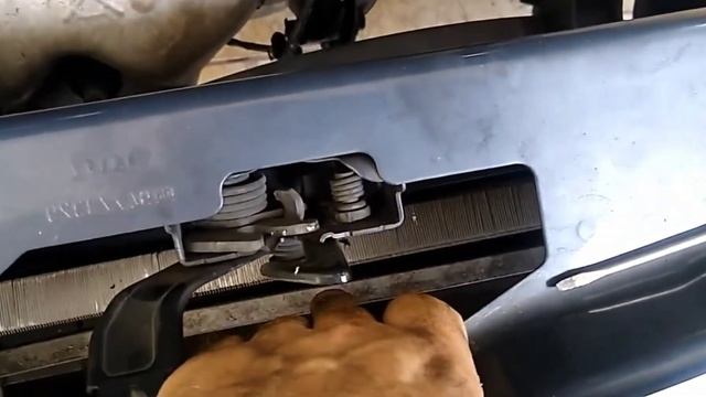 Por que o motor esquenta quando liga o ar condicionado? | Oficina de Primeira смотреть онлайн