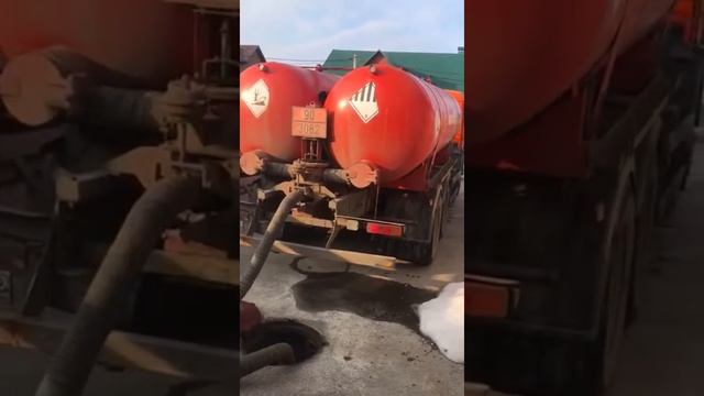 Ассенизаторские услуги. Уфа. Откачка выгребных ям, шамбо, колодцев, септиков.