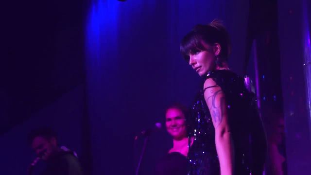 Юля Волкова - Воздушно капельно (Live 2017) смотреть онлайн