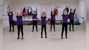 Разминка jazz-modern. Группа 7 лет