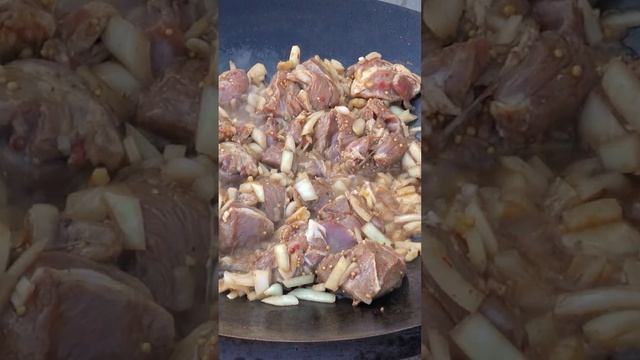 Жареная баранина просто и вкусно.