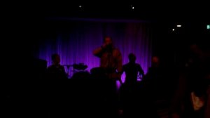 Vimme Saari jojkar, Kulturhuset, Stockholm, 2009.