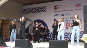 Soprano Турецкого - Улетай туча (Кавер) Сквер у Гольяновского пруда День города 5 09 2020