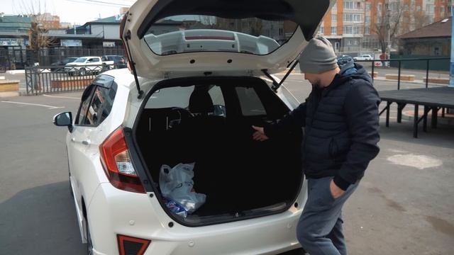 Honda Fit RS. Лучшая малолитражка даже среди гибридов! смотреть онлайн