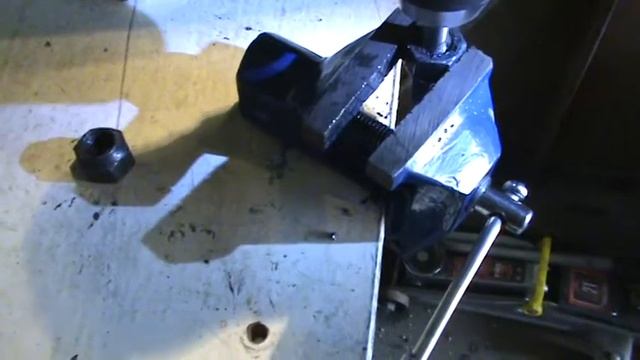 Восстановление резьбы на колёсных гайках смотреть онлайн