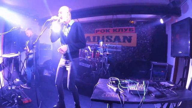 Astro Solace – Давай переспим смотреть онлайн