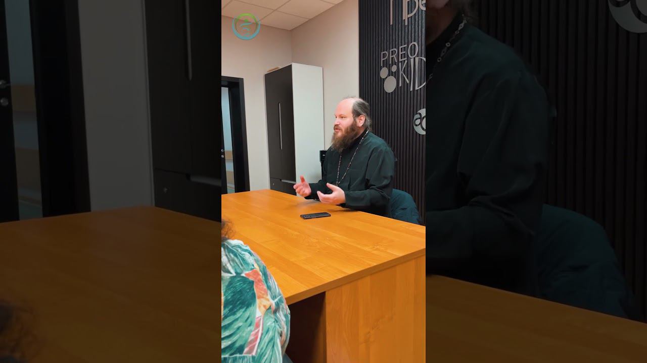 Отец Павел Островский вчера посещал центр «Преодоление»  #реабилитация  #вера #островский смотреть онлайн