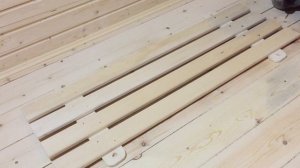 Простая полочка в баню своими руками