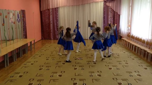 Студия ритмического танца "Мозаика" руководитель Хоборова Ю.В. "Синий платочек" 2017 смотреть онлайн