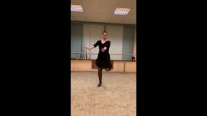 Видеоурок "Вращение на середине зала"