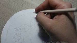 Роспись тарелки из картона в технике "Хохлома"