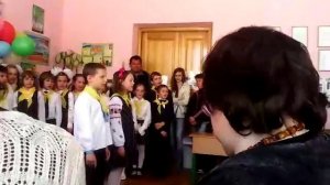 Читают реп в школе