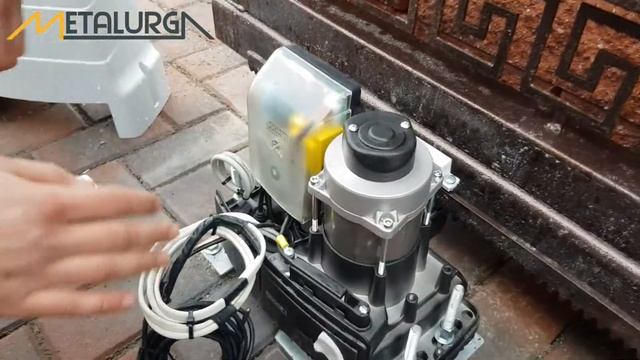 Kiemo vartai - Roger H30 pultelio priprogramavimas смотреть онлайн