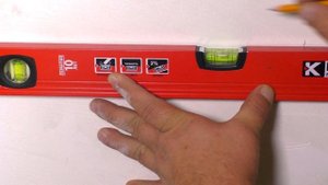 Как разметить отверстия под полку с идеальной точностью