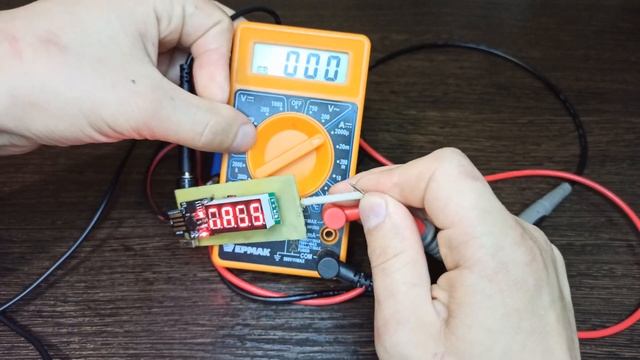 Самая маленькая контролька на Arduino смотреть онлайн