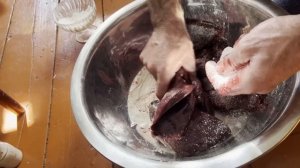 Как сушат в горах мясо и колбасу зимой