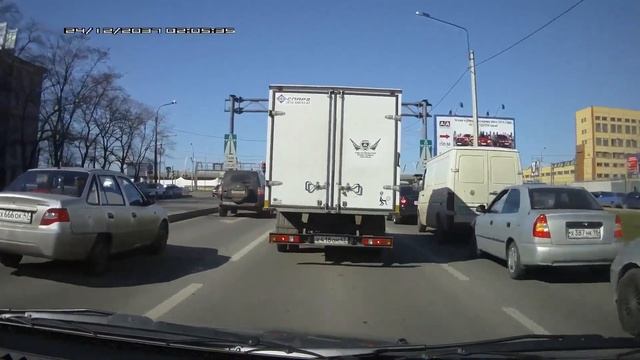 Агрессивная газель Х418ОМ47, 16.04.2014, СПб, Благодатная. смотреть онлайн