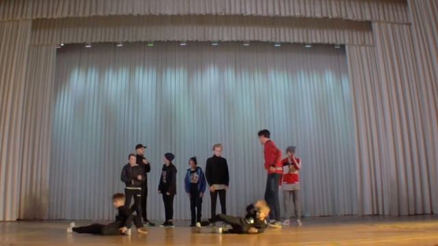 10 Meat Rockets School/Брейк Данс смотреть онлайн