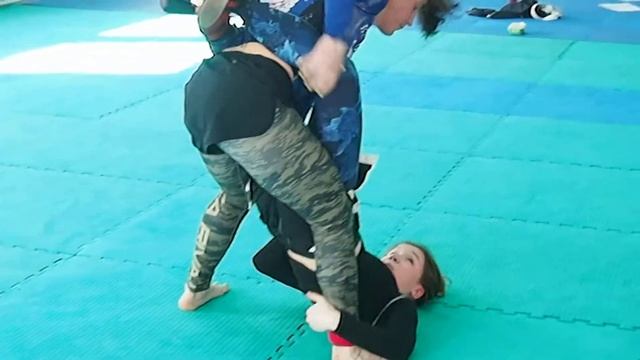 Учебный турнир FNRG_No Gi_Профи 60+_Янушкевич Владислава VS Тимошина Дарья