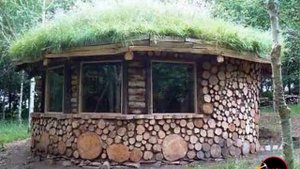 Дачный домик из дров и самана