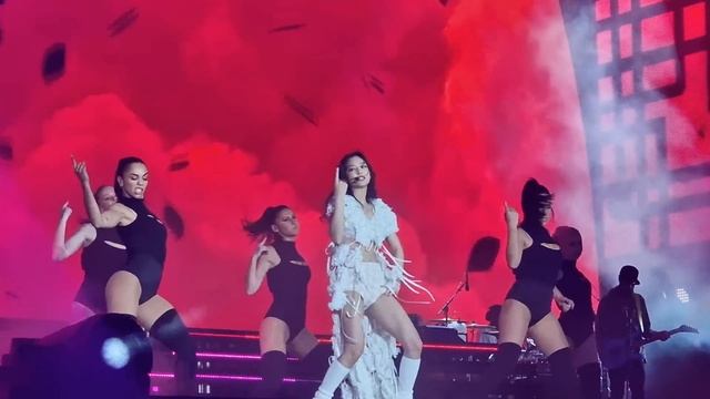 BLACKPINK (JENNIE) - 'SOLO' Live (BST Festival, Hyde Park, London 2023)