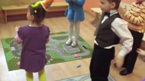 танец маленьких французских утят...