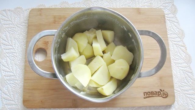 Жареные пирожки с картофелем и печенью