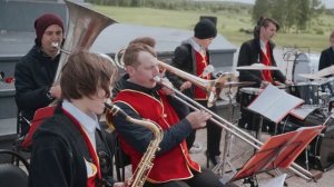 Бородино 2021 .
детский духовой оркестр "Сибемольки"