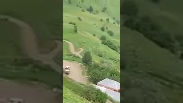 Чеченская музыка очень красивая чеченском песня👍👍👍