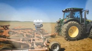 Сеялка Vento 12В для посева сидератов и внесения удобрений - работает от электросистемы трактора!