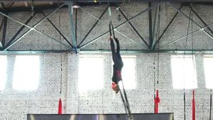 воздушная гимнастка на стропах Вера Власова #airgymnastics #circus #circusshow #straps