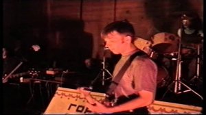 шмель сарай