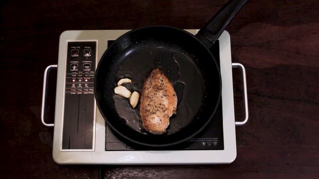 Рецепт Куриной грудки со свежими овощами.