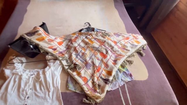 Первый день завоза в Секонд Хенд! Шёлковый платок Mucho Gusto, винтаж, сумки! Покупки с примеркой! смотреть онлайн